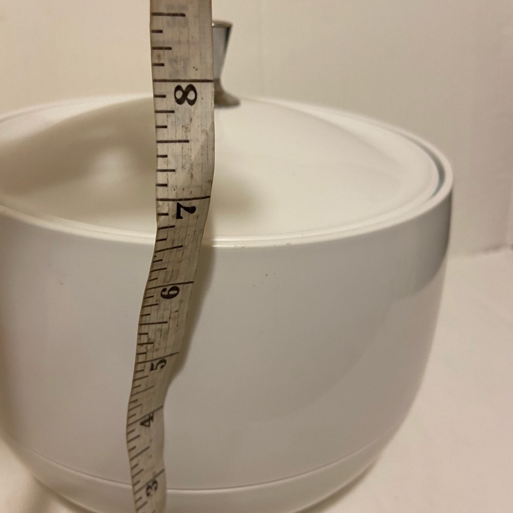 Mid Century Modern Pitcher and Ice bucket - Picture 11 of 13